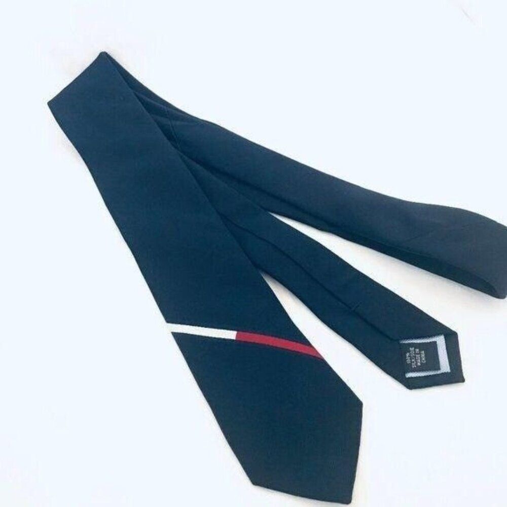 #1588 Tommy Hilfiger vintage blue necktie silver maroon line 59 in x 3 in